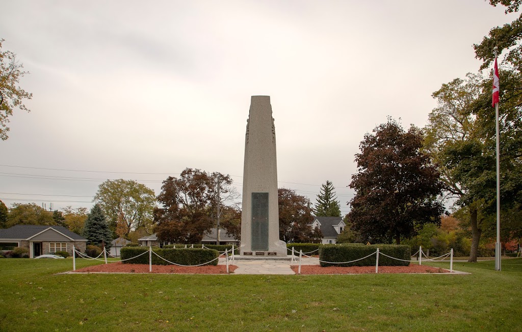 War Memorial Cenotaph | 143-179 Sugarloaf St, Port Colborne, ON L3K, Canada