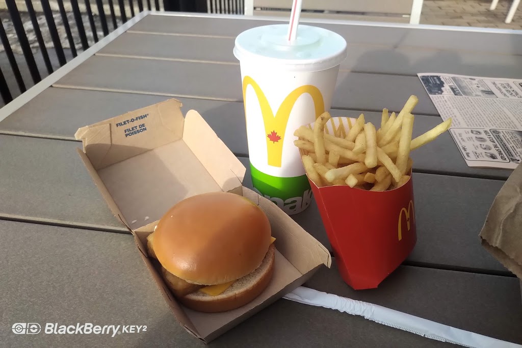 McDonalds | 4419 AB-2A, Ponoka, AB T4J 1J8, Canada | Phone: (403) 783-8927