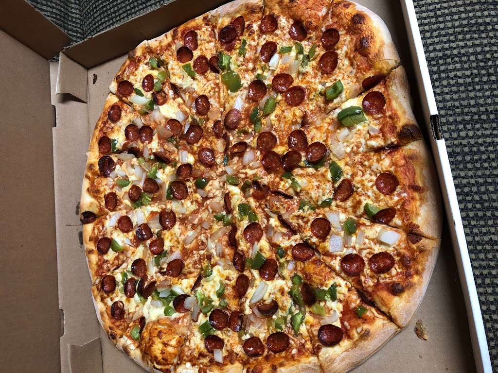 Venezia Pizza heartlake | 230 Sandalwood Pkwy E, Brampton, ON L6Z 1R3, Canada | Phone: (905) 846-3648