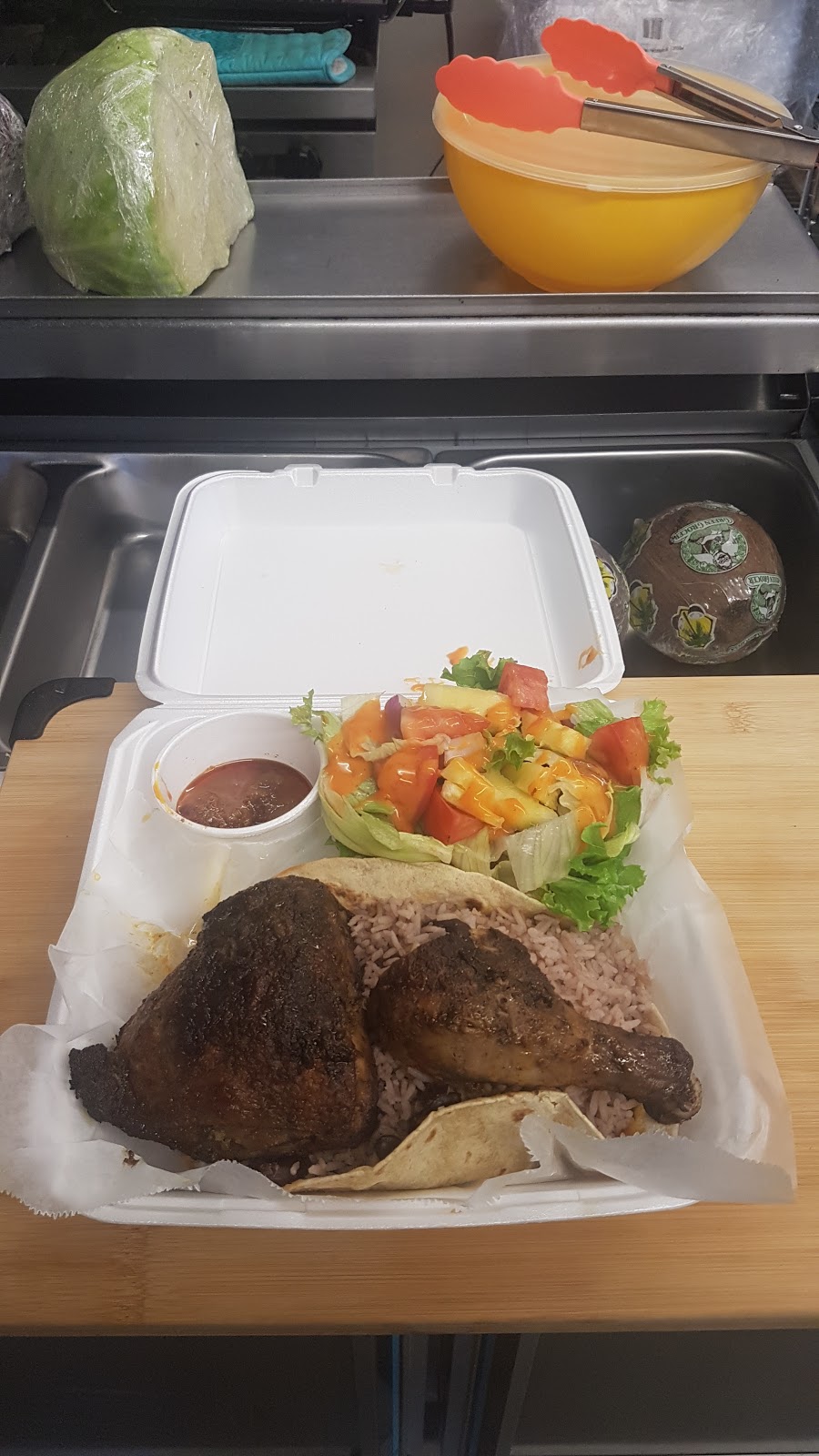 Bigfoot On 21 Caribbean/BBQ Restaurant | 3972 ON-21, Kincardine, ON N0H 2C5, Canada | Phone: (519) 368-2020