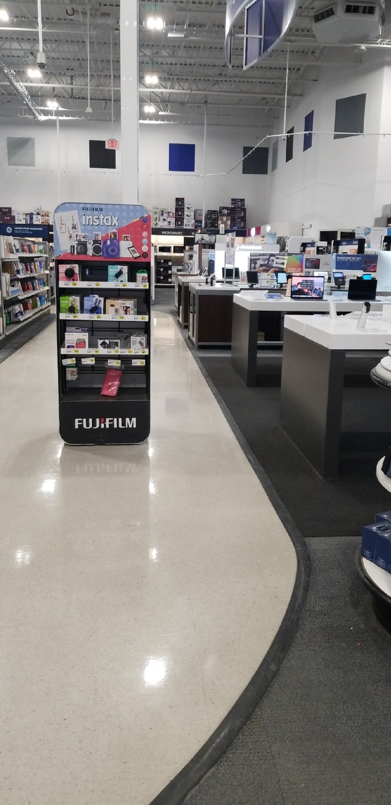 Best Buy | 202 Bell Blvd, Belleville, ON K8P 5L8, Canada | Phone: (866) 237-8289