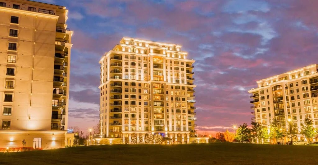 Quintessence | 3710, 3720, 3730, boulevard Saint-Elzear West, Laval, QC H7P 0G6, Canada | Phone: (450) 238-0482