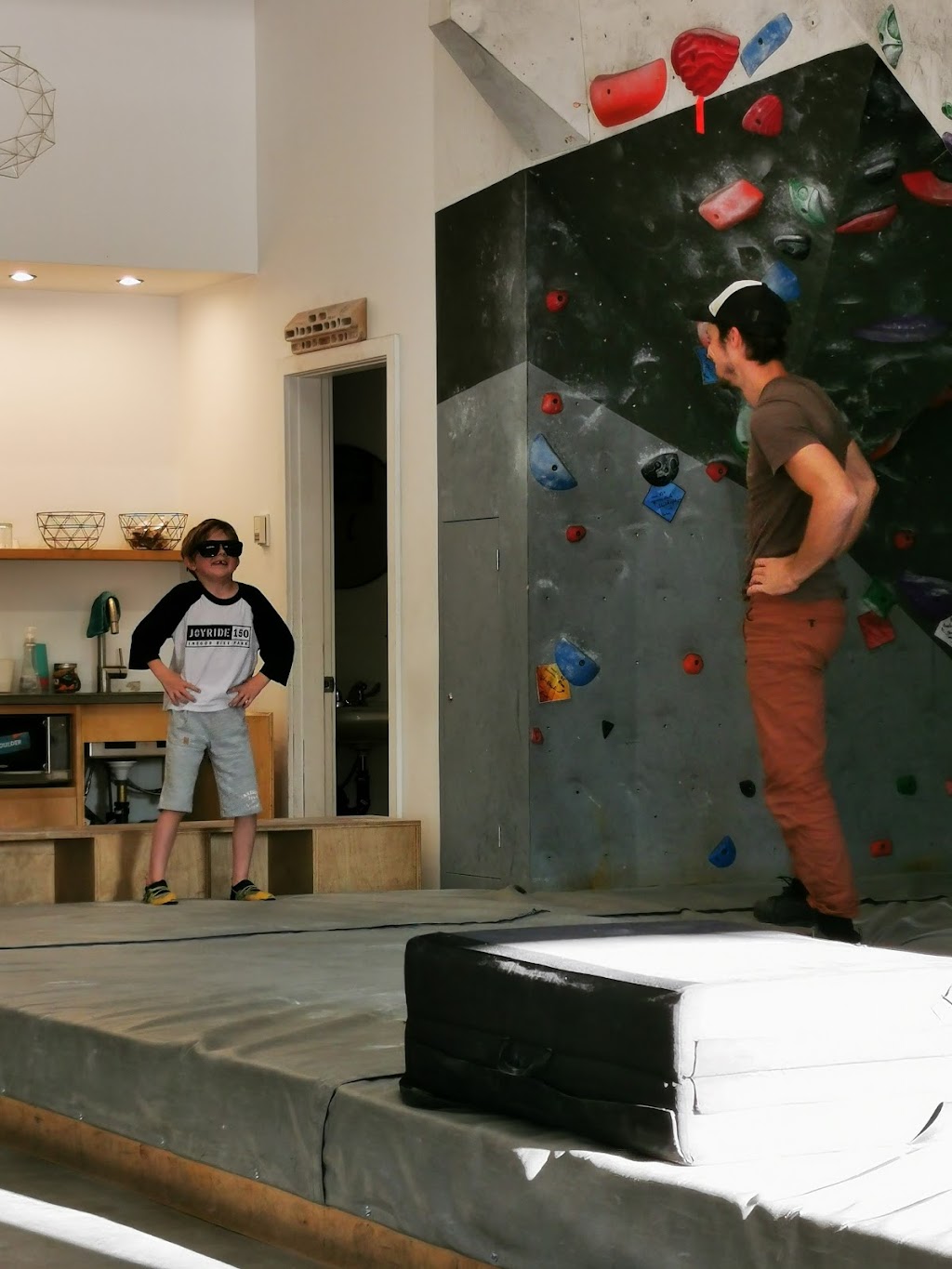 The Hangar Climbing Lounge | Bouldering Gym | 5824 Sechelt Inlet Rd, Sechelt, BC V0N 3A3, Canada | Phone: (604) 741-7221