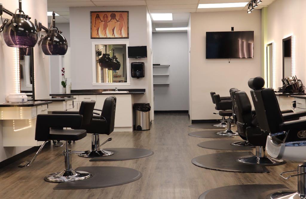 Mou Jam Beauty Salon | 13634 104 Ave #3, Surrey, BC V3T 1W2, Canada | Phone: (604) 957-3625