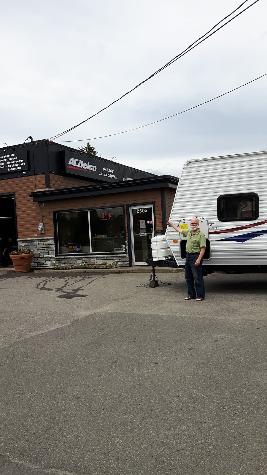 Garage J-L Lacroix Inc | 2505 Boulevard du Curé Labelle, Prévost, QC J0R 1T0, Canada | Phone: (450) 438-6606