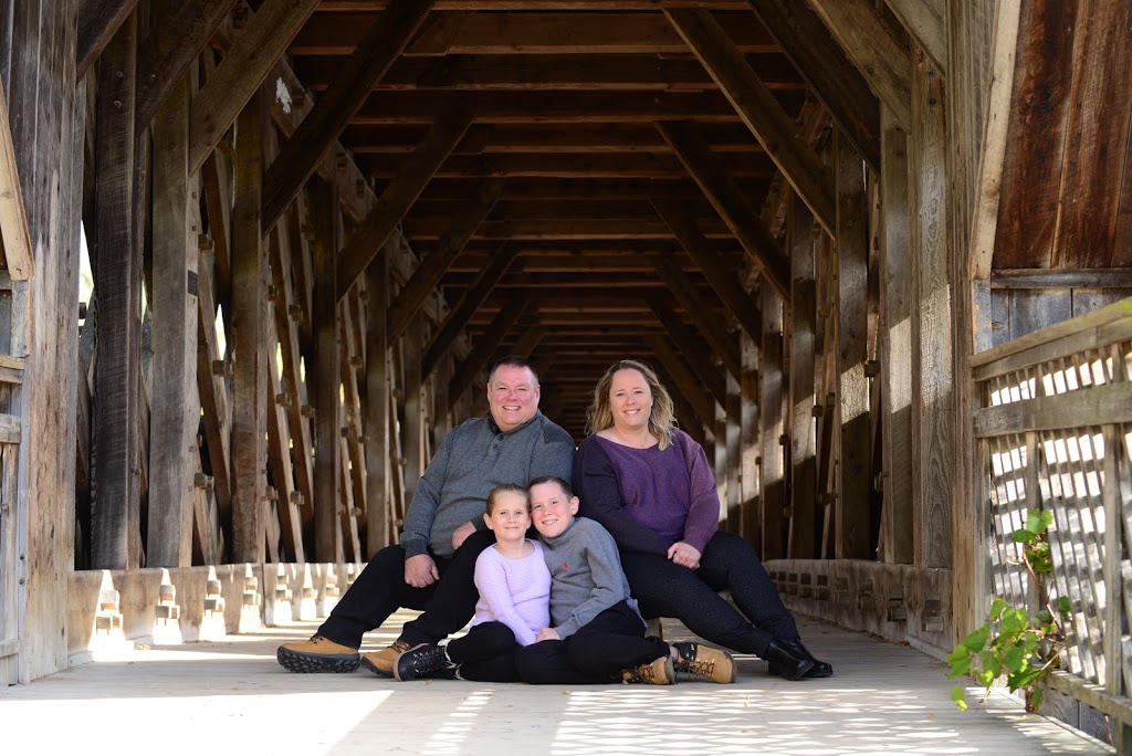 Icon Photography Inc | 7515 Conservation Rd RR5, Guelph, ON N1E 0N3, Canada | Phone: (519) 841-4730
