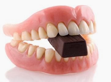 H R Denture Clinic | 14834 Yonge St, Aurora, ON L4G 1N2, Canada | Phone: (905) 841-6000