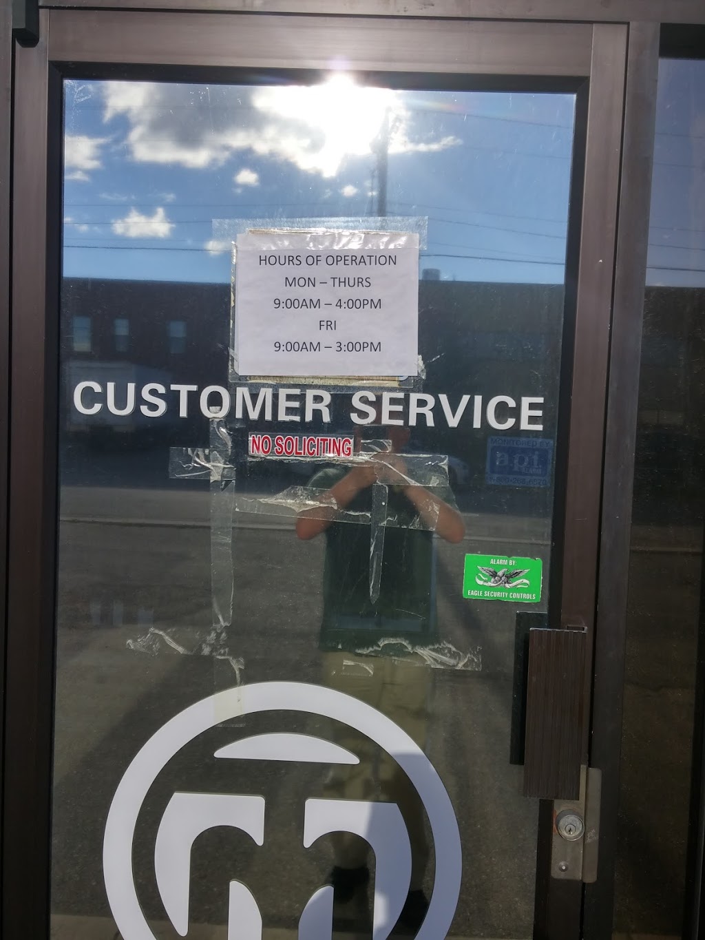 Trademark Workwear Inc | 2320 35 Ave NE, Calgary, AB T2E 6S9, Canada | Phone: (587) 899-1171