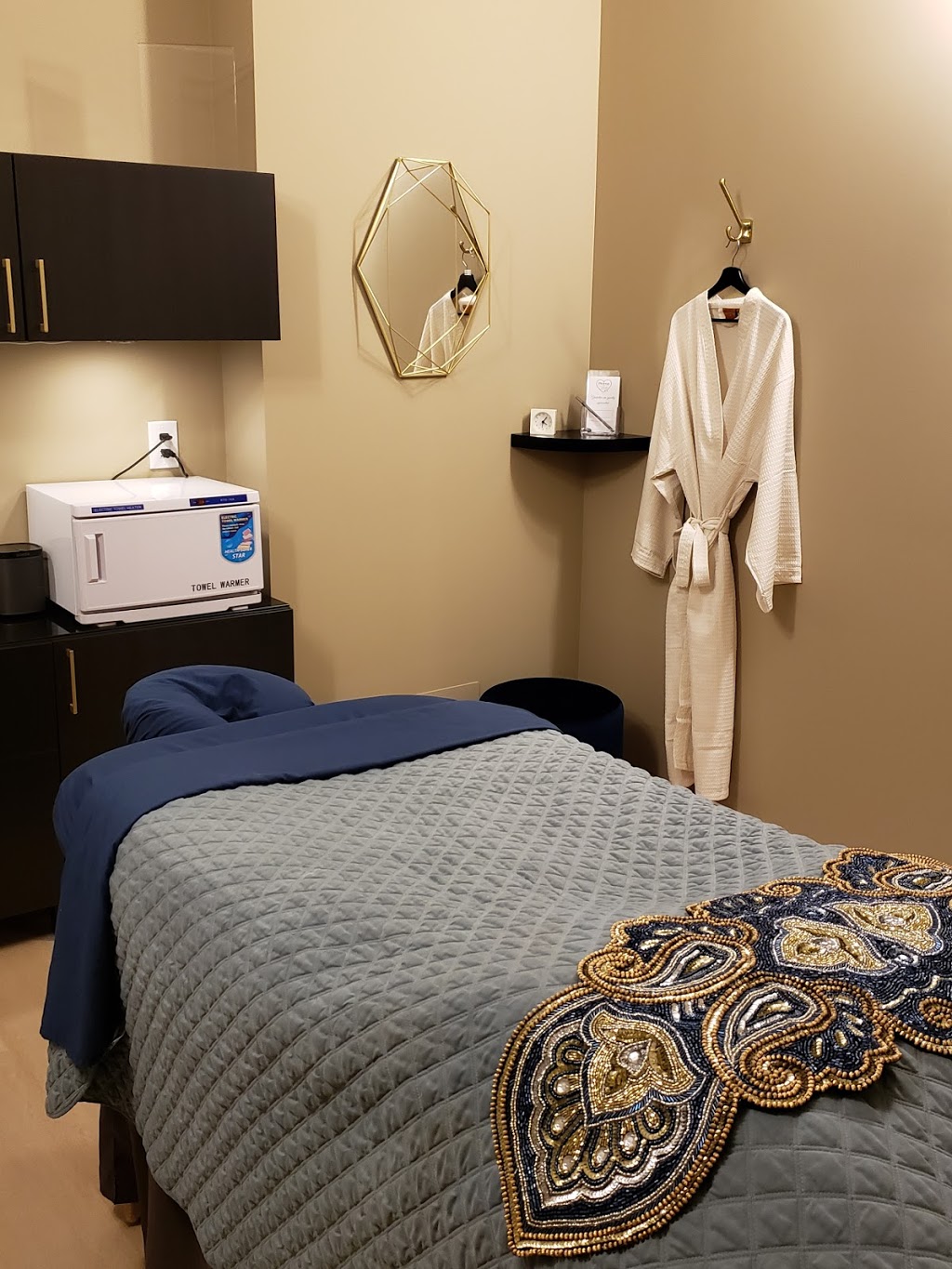 Prema Wellness Centre Windsor | 5116 Elbow Dr SW, Calgary, AB T2V 1H1, Canada | Phone: (403) 243-4040