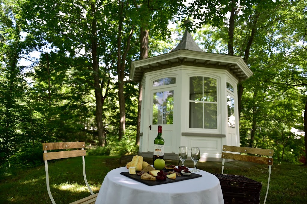 Manoir Maplewood | 26 Rue Clark, Waterloo, QC J0E 2N0, Canada | Phone: (450) 920-1500