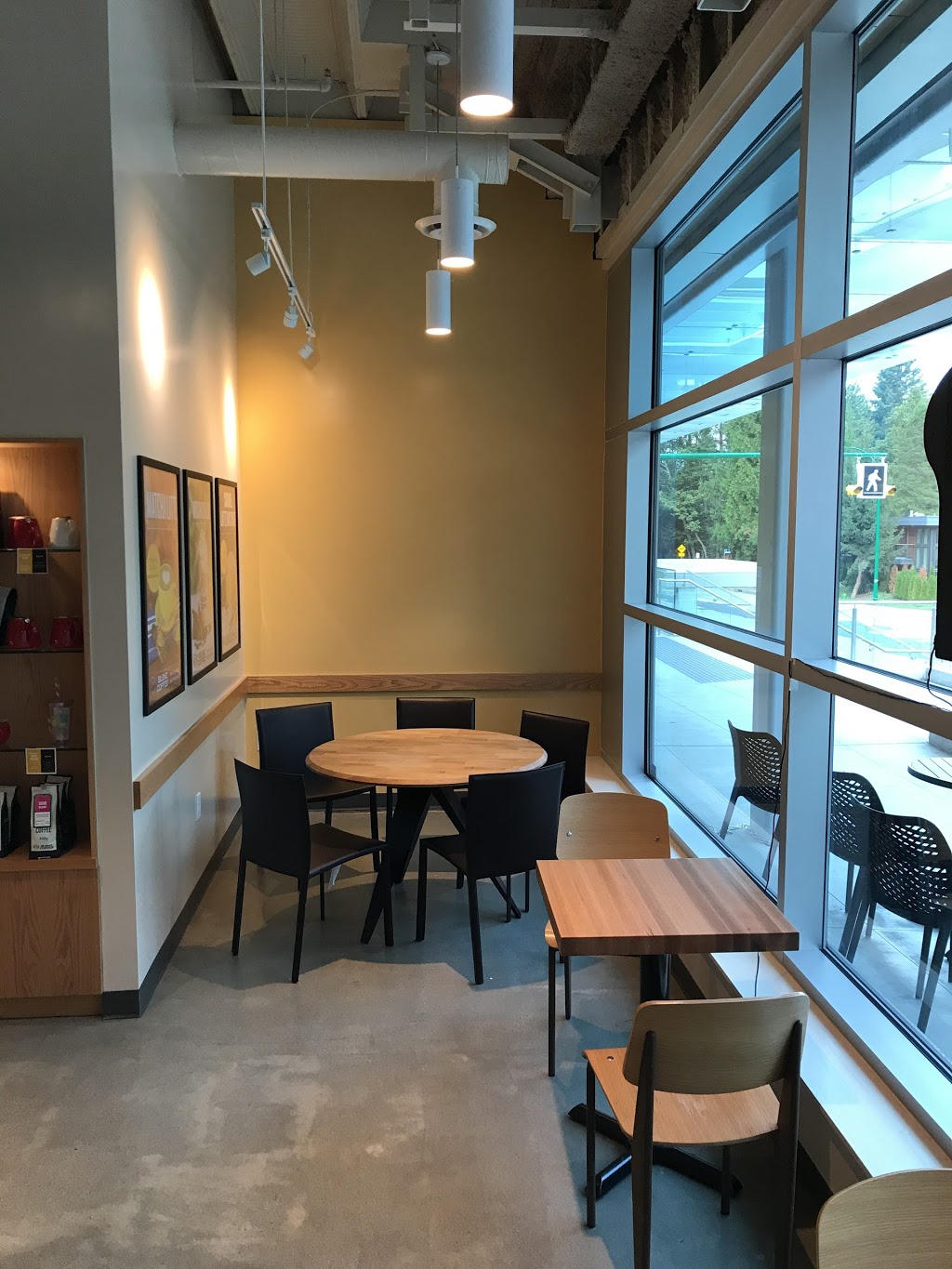 Blenz Coffee | 851 W Queens Rd #100, North Vancouver, BC V7N 4E3, Canada | Phone: (604) 983-6548