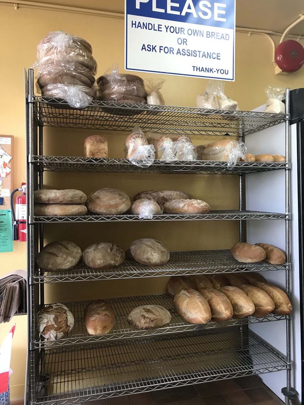 Lavington Bakery | 5 Lavington Dr, Etobicoke, ON M9R 2H1, Canada | Phone: (416) 248-0606