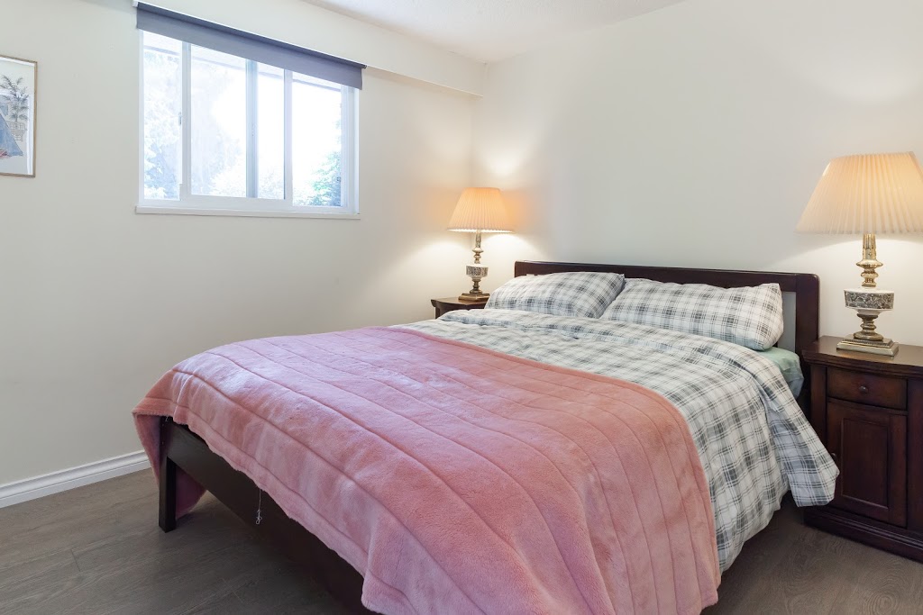 Cliff House | 5118 2 Ave, Delta, BC V4M 1C8, Canada