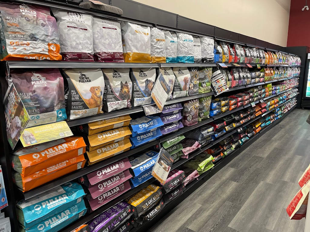 Global Pet Foods | 1820 Adelaide St N Unit 4, London, ON N5X 4B7, Canada | Phone: (519) 672-9210