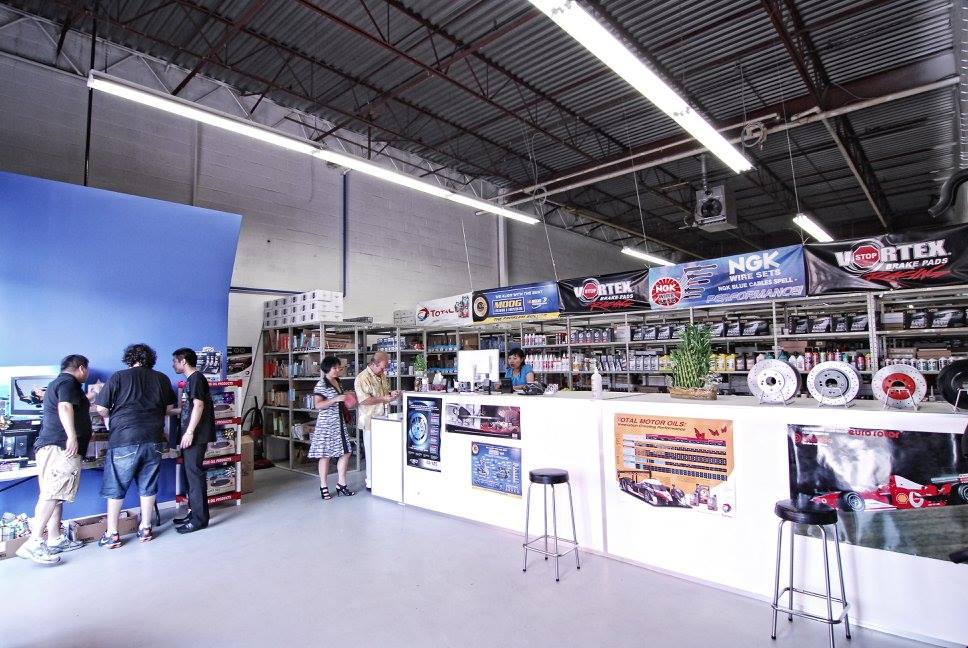 Chase Auto Parts Inc | 2241 Dunwin Dr, Mississauga, ON L5L 1A3, Canada | Phone: (905) 569-6669
