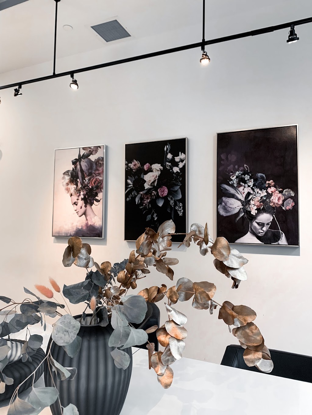 Mane Collective | 200 Marché Way unit 105, Ottawa, ON K1S 5J3, Canada | Phone: (613) 680-5522