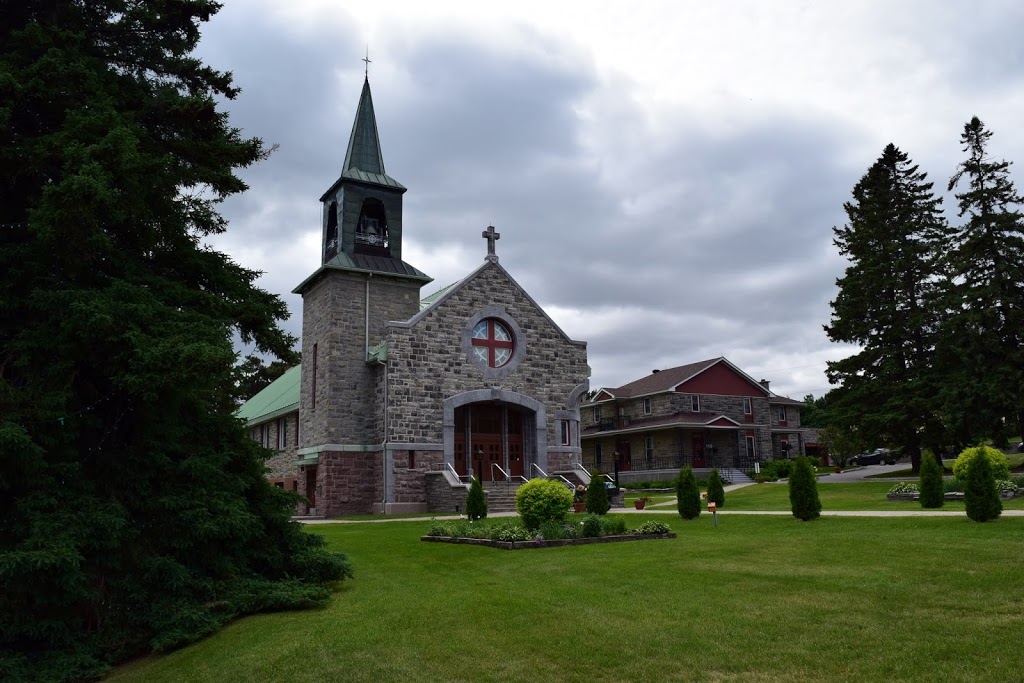 Église catholique SaintLazare 1980 Chemin Ste Angélique, Saint