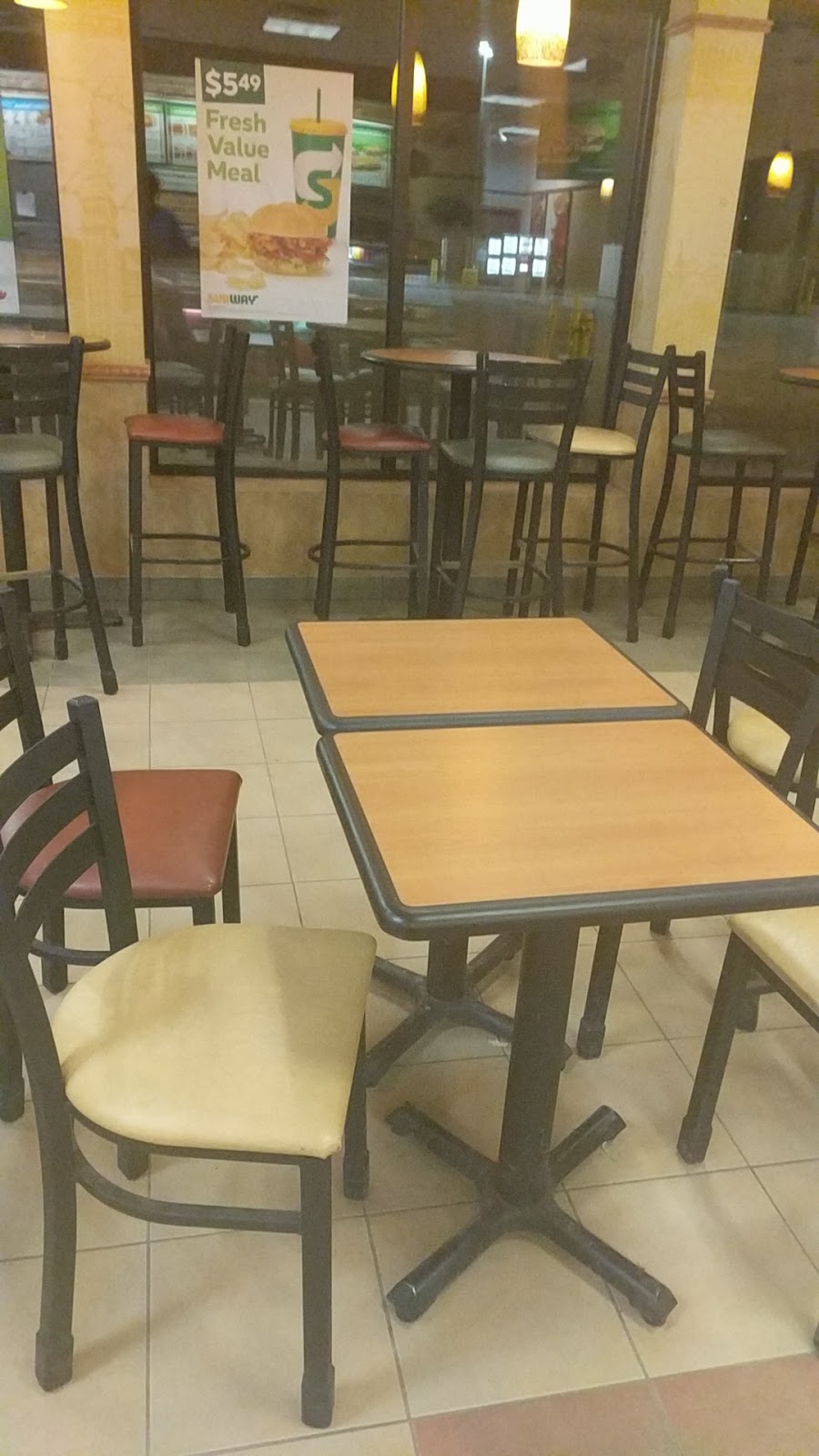 Subway | 425 Edward St N, Thunder Bay, ON P7C 4P7, Canada | Phone: (807) 475-7903
