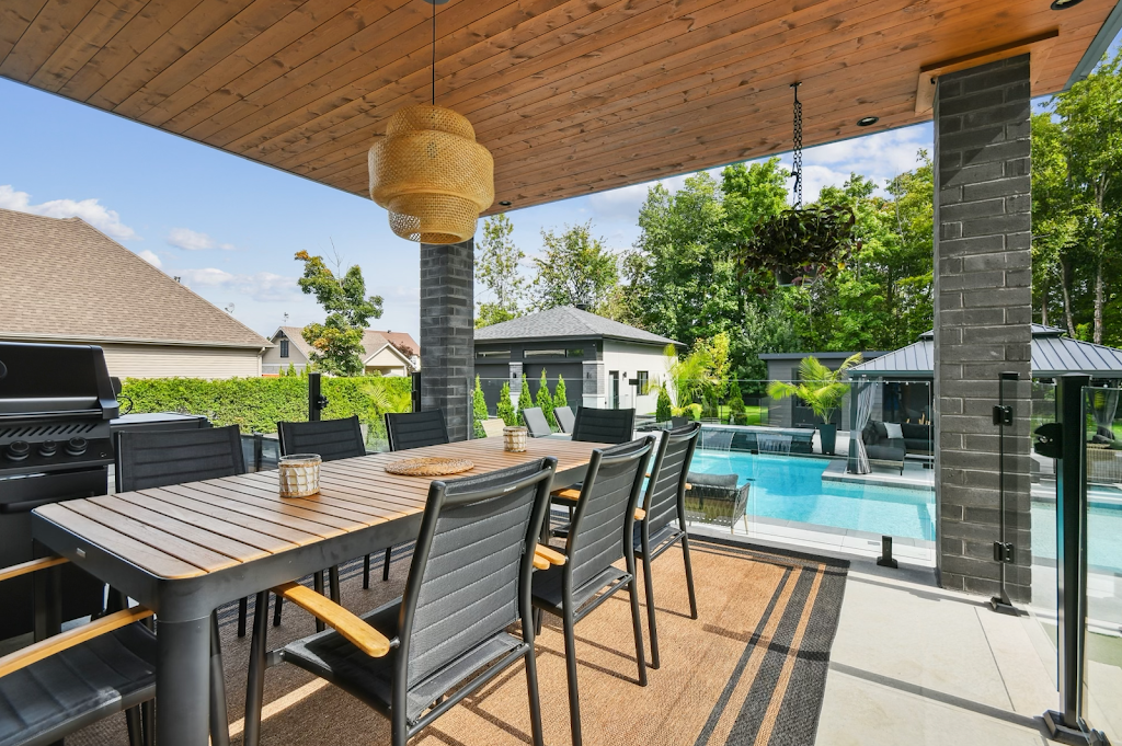 Design Marjorie Nadon | 50 Terr. Joly, LÎle-Bizard-Sainte-Geneviève, QC H9E 1P4, Canada | Phone: (450) 729-0263