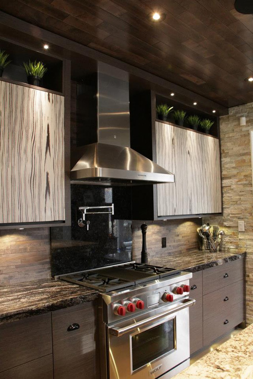 Dunnrite Interiors | 35 Dundas Street East, Waterdown, ON L9H 7H8, Canada | Phone: (905) 689-3866