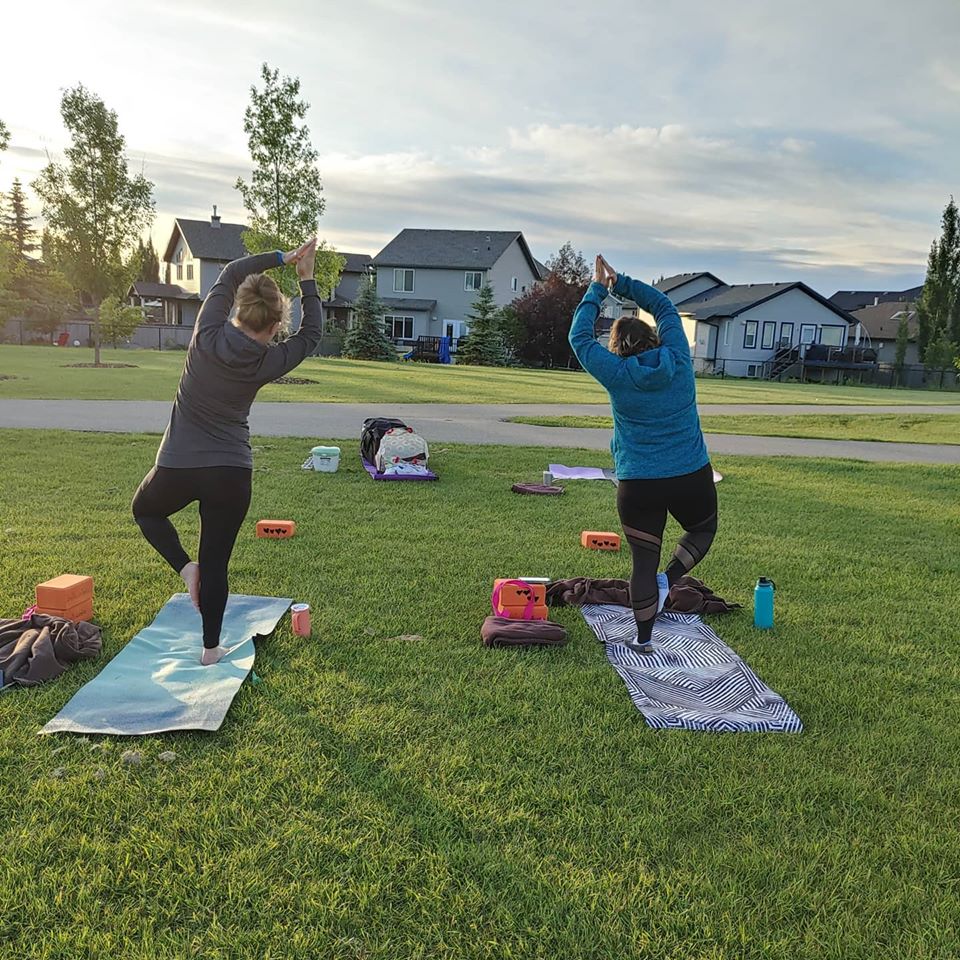 Solaire Lunaire Yoga | 85 Hewitt Circle, Spruce Grove, AB T7X 0P2, Canada | Phone: (780) 271-7711