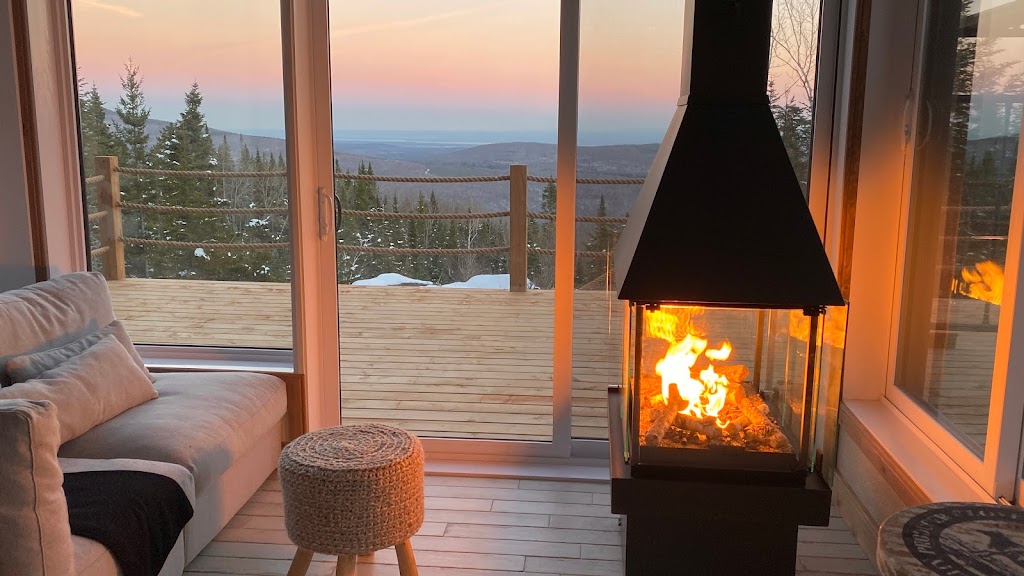 Le Panörama - Relais Rustique | 33, chemin de lOurs Noir Domaine Maelström, Lac-Beauport, QC G3B 1B3, Canada | Phone: (418) 802-3475