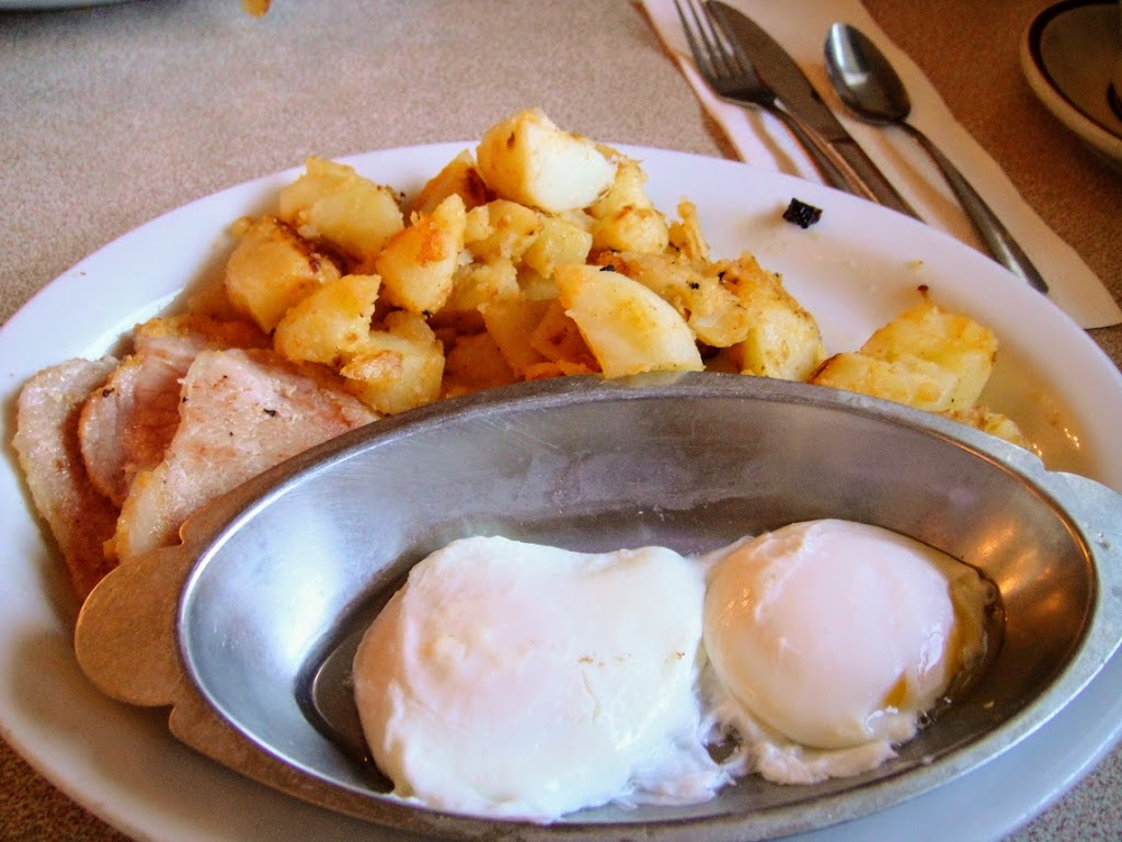 Egg & I | 1760 Upper James St, Hamilton, ON L9B 1G6, Canada | Phone: (905) 389-3447