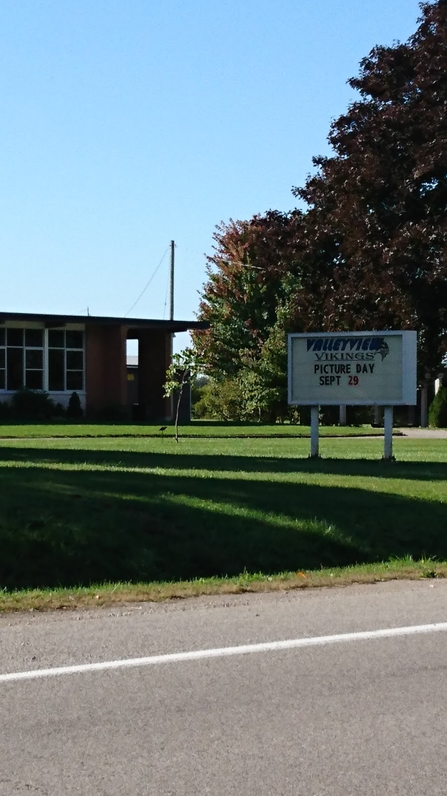 Valleyview Central Public School | 10339 Ilderton Rd, Ilderton, ON N0M 2A0, Canada | Phone: (519) 666-1417