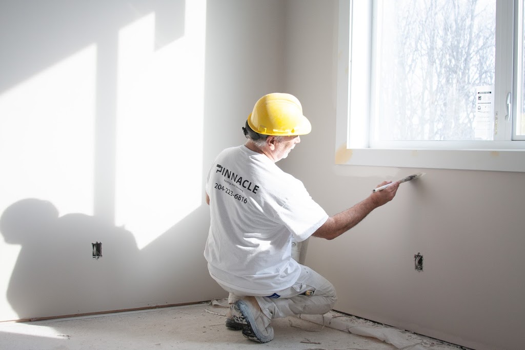 Pinnacle Painting and Decorating | 3500 Henderson Hwy, East St. Paul, MB R2E 1A9, Canada | Phone: (204) 230-2508