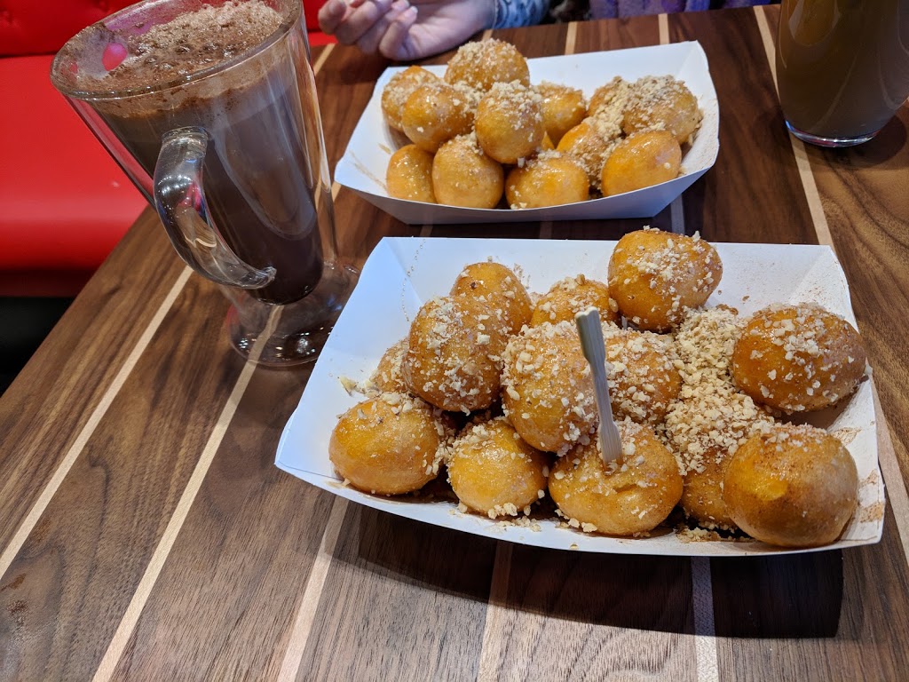 Bee Loukoumaki Café pâtisserie | 3870 Boulevard Saint-Elzéar O, Laval, QC H7P 4J5, Canada | Phone: (450) 973-7002