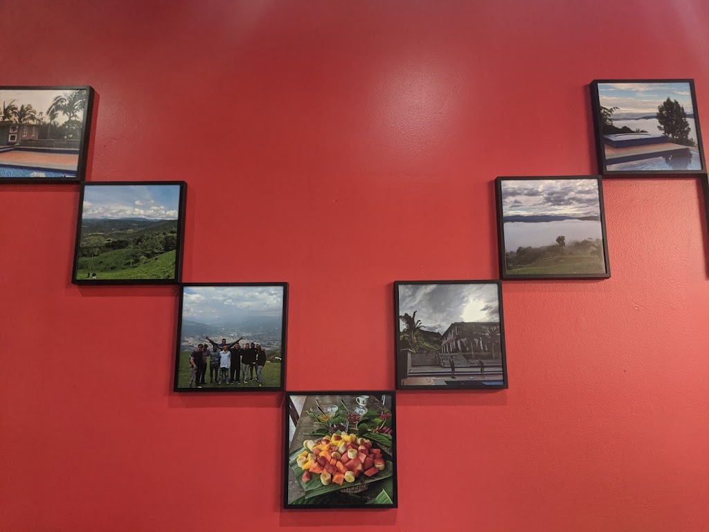 Real Empanada Corporation | 825 Dundas St W, Toronto, ON M6J 1V4, Canada | Phone: (416) 936-8346