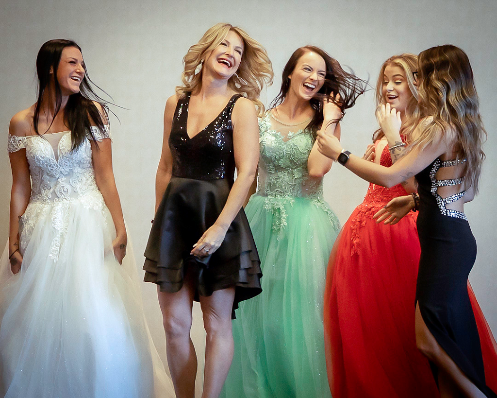 Party Girl Fashions | 3432 Stephenson Point Rd, Nanaimo, BC V9T 1K2, Canada | Phone: (250) 619-0841