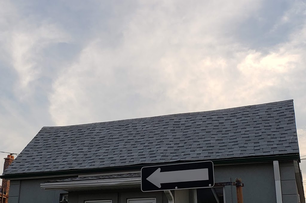 Bohemian Roofing | 450b Scarborough Golf Club Rd apt 307, Toronto, ON M1G 3V7, Canada | Phone: (647) 545-4200