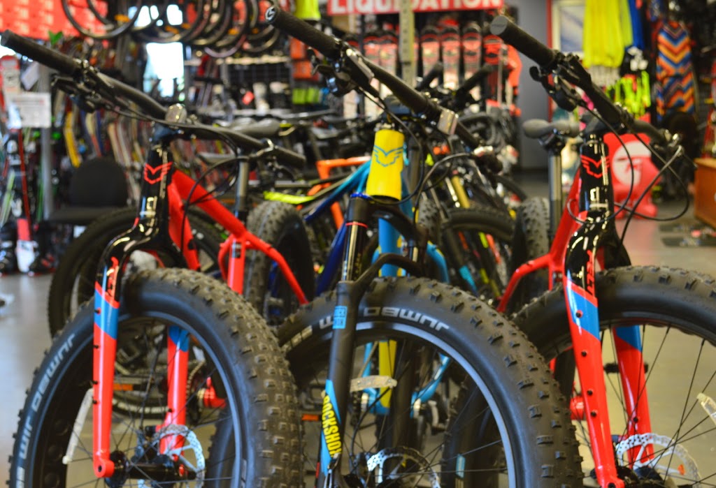 Sports aux Puces VéloGare | 71 Rue Denison E, Granby, QC J2G 4C4, Canada | Phone: (450) 777-4438