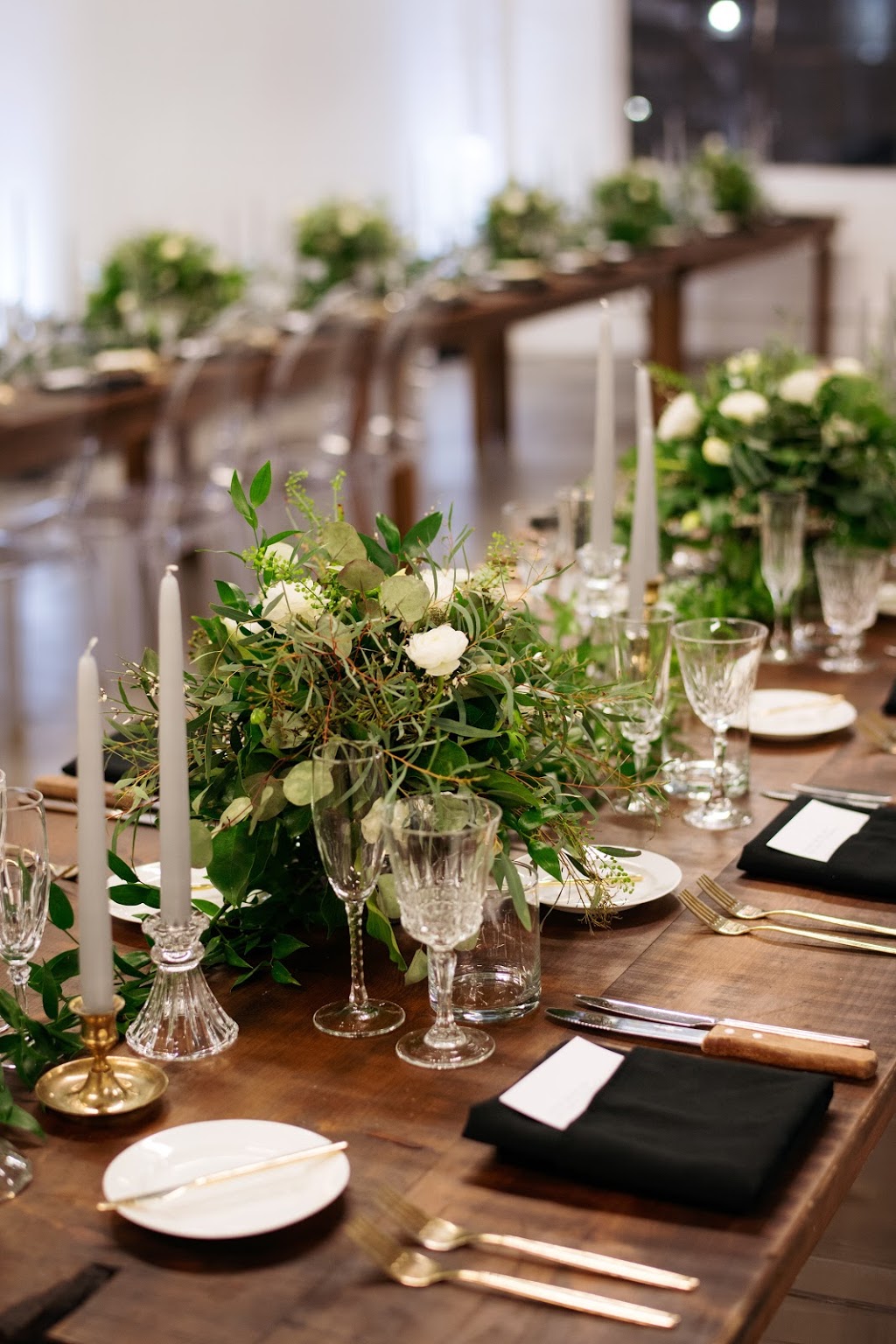 Flowers On Ten | 5027 Hurontario St Unit #2, Mississauga, ON L4Z 3X6, Canada | Phone: (905) 501-0200