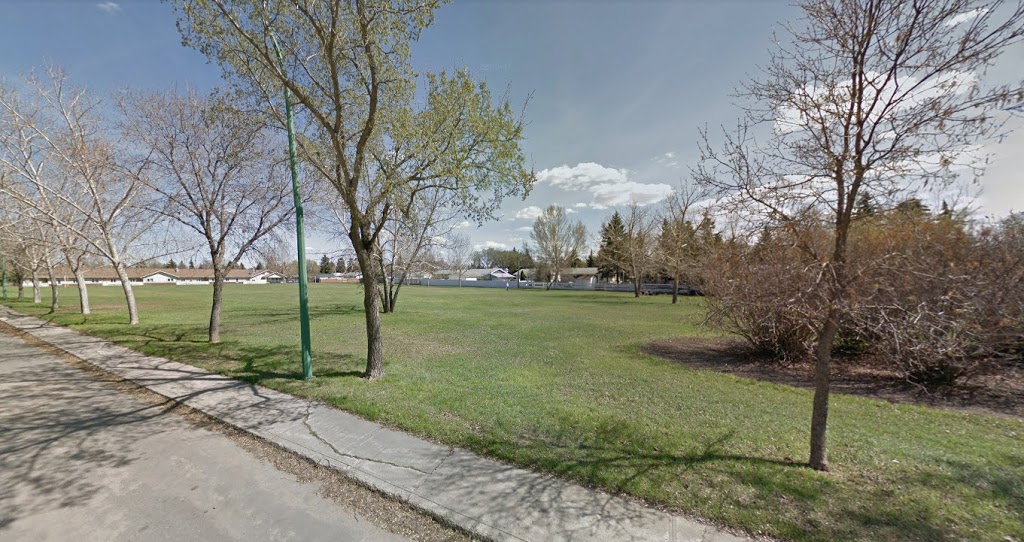 Lorimer Park | park | 19 Lorimer Crescent, Regina, SK S4R 3X9, Canada | 3067777000 OR +1 306-777-7000