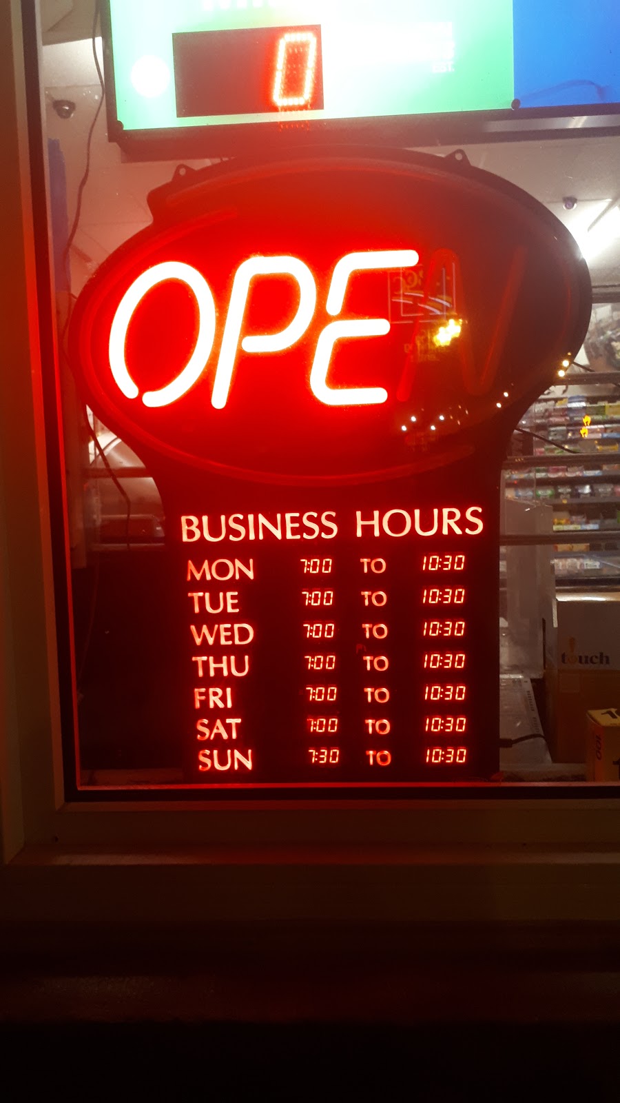 Bowmanville Kings Milk | 3 King St E, Bowmanville, ON L1C 1N1, Canada | Phone: (905) 623-4940