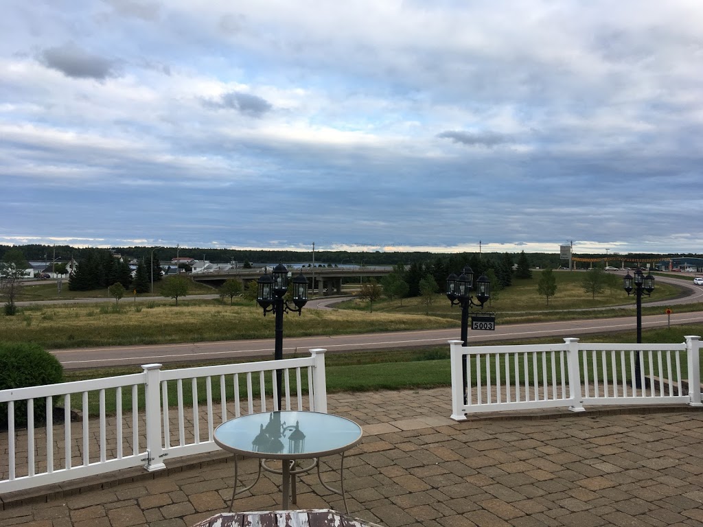 Auberge Bouctouche Inn & Suites | 50 Rue Industrielle, Bouctouche, NB E4S 3K3, Canada | Phone: (506) 743-5003