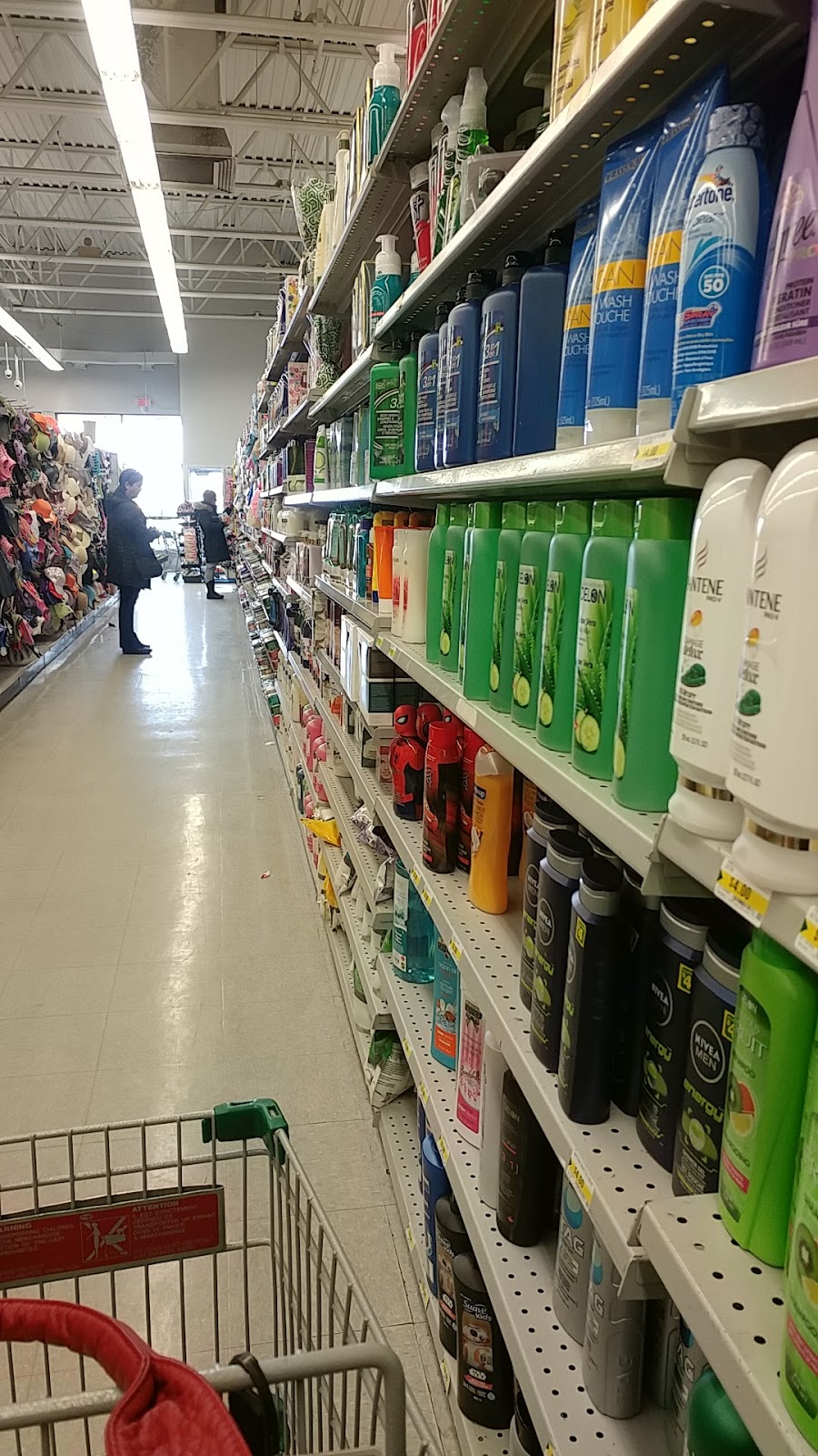 Dollarama | 1710 Boulevard des Laurentides, Laval, QC H7M 2Y4, Canada | Phone: (450) 967-7304
