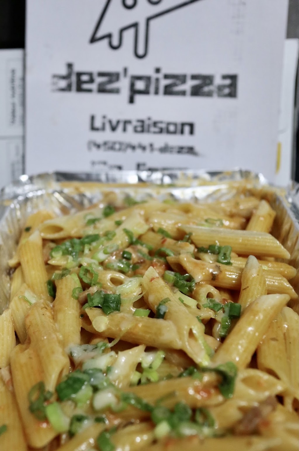 dez pizza | 2086 Boul Sir-Wilfrid-Laurier, Saint-Bruno-de-Montarville, QC J3V 4P6, Canada | Phone: (450) 441-3399