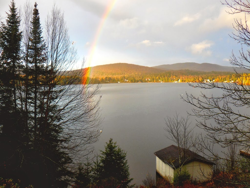 Chalet Le Pelican | 348 Chemin des Pélicans, Lac-Supérieur, QC J0T 1J0, Canada | Phone: (438) 498-5647