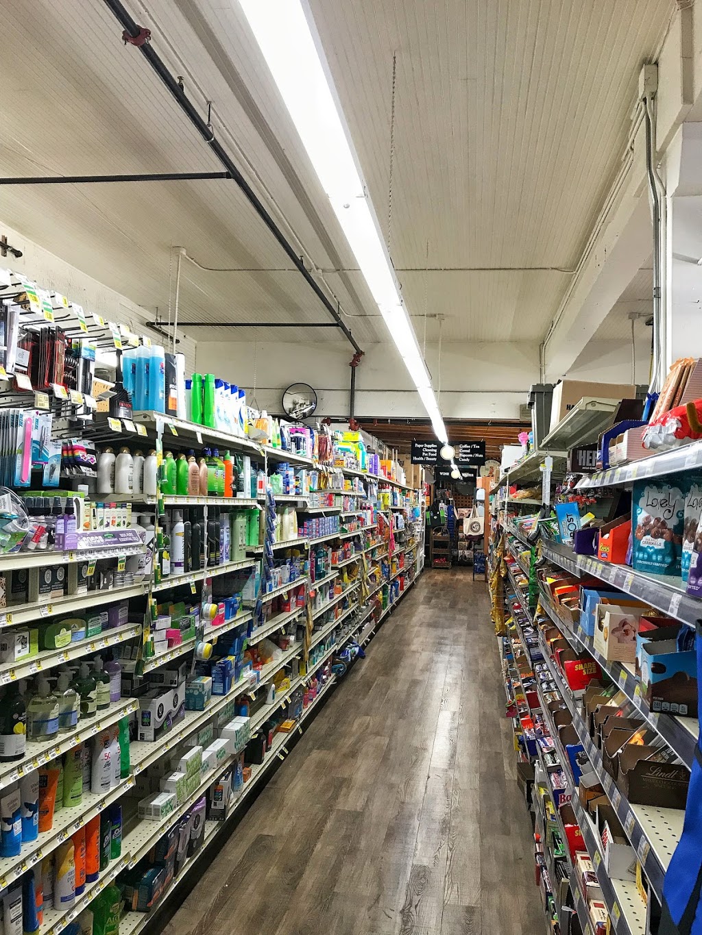 Roche Harbor Grocery Store 248 Reuben Memorial Dr, Friday Harbor, WA