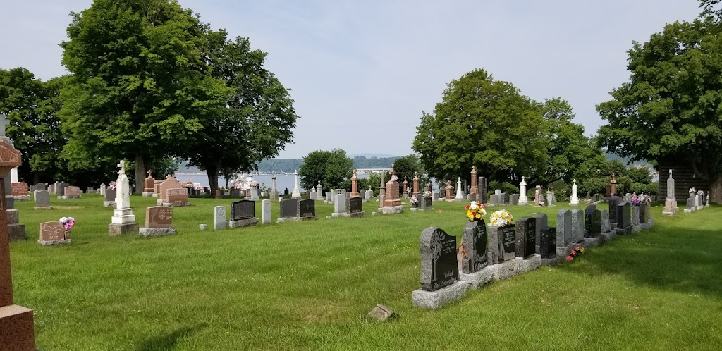 Cimetière Saint-David de l’Auberivière | 4525 Rue Saint-Georges, Lévis, QC G6W 1E1, Canada | Phone: (418) 833-1813