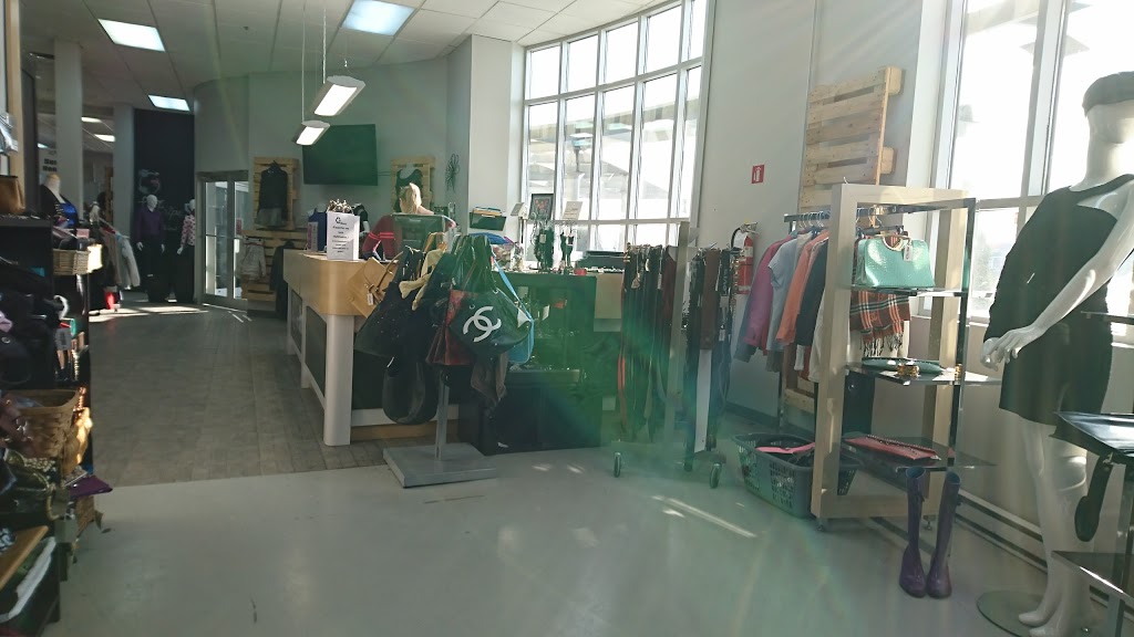La FripeShop | 7500 Grande Allée, Saint-Hubert, QC J3Y 5K2, Canada | Phone: (450) 926-1733