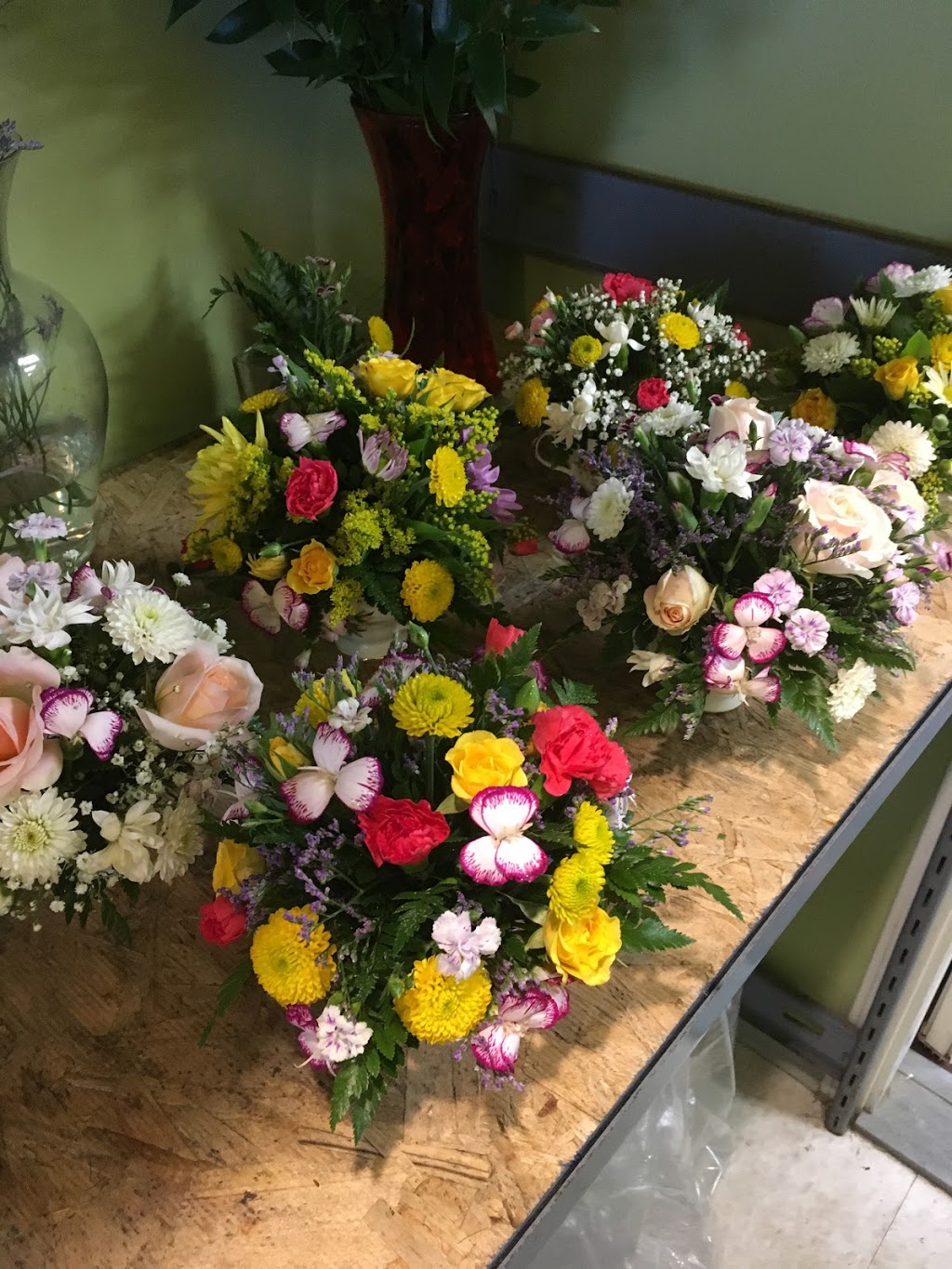 Summerhill Florist | 3 Kingsland Way SE, Airdrie, AB T4A 0A4, Canada | Phone: (403) 948-4422