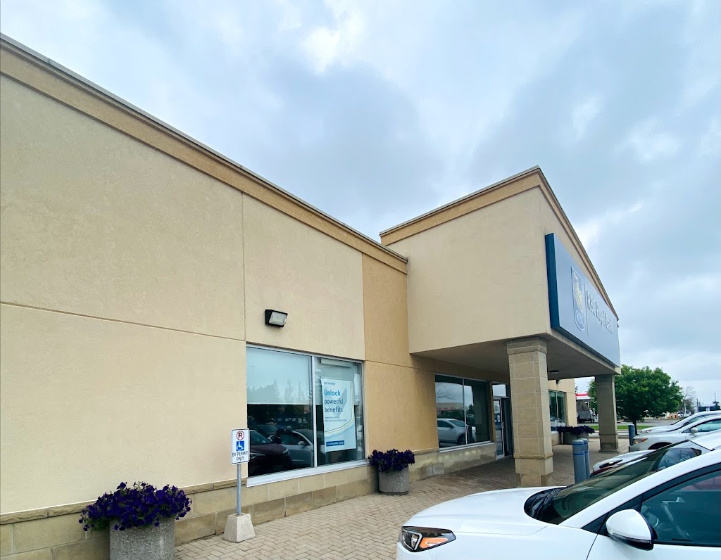 RBC Royal Bank | 99 Mapleview Dr W, Barrie, ON L4N 9H7, Canada | Phone: (705) 725-7830