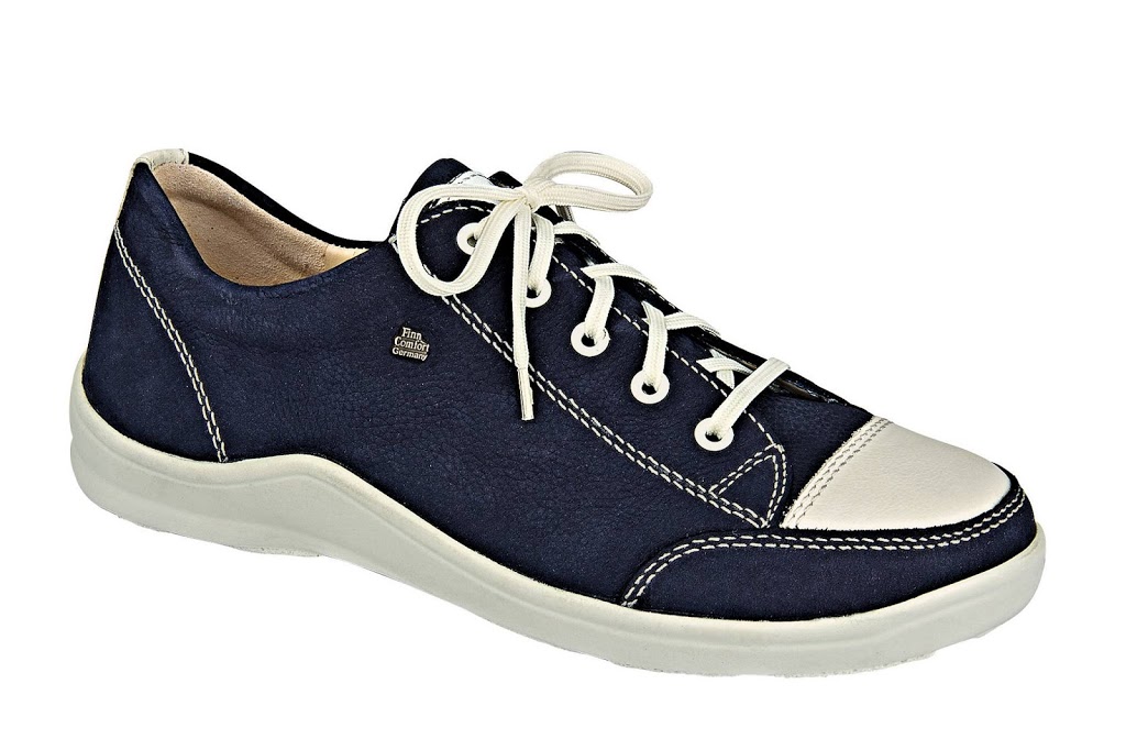 Foot Sensation! | 2311 Bloor St W, Toronto, ON M6S 1P1, Canada | Phone: (416) 239-4122