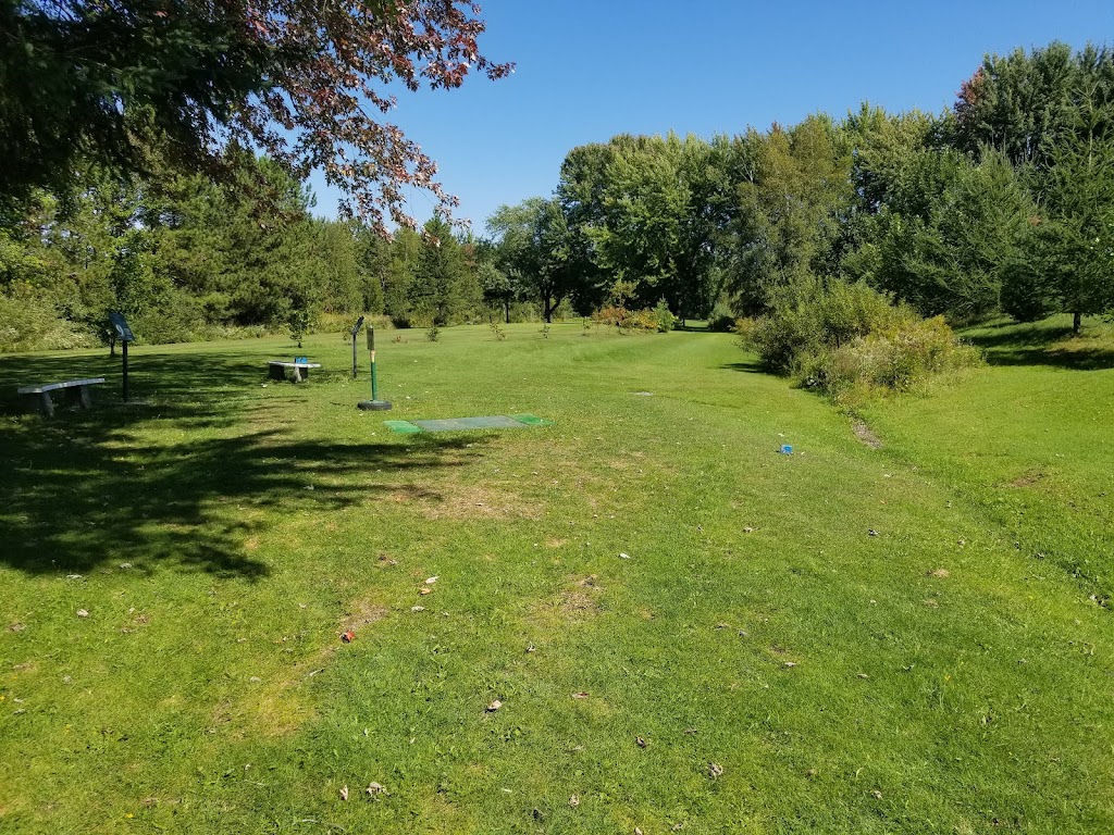 Club de Golf Hériot | 4205 Chem. Tourville, Saint-Nicéphore, QC J2A 3Z1, Canada | Phone: (819) 398-5255