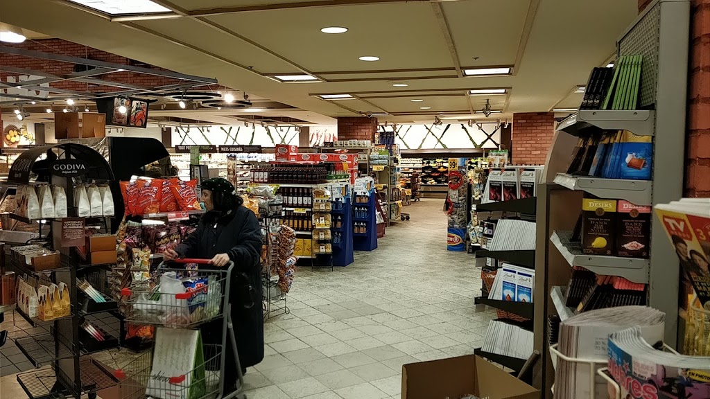 Metro Westmount | 4840 Rue Sherbrooke Ouest, Westmount, QC H3Z 1G8, Canada | Phone: (514) 488-4083