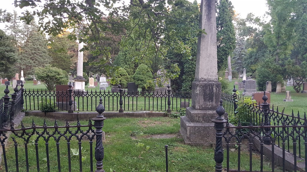 Woodlawn Memorial Park | 762 Woolwich St, Guelph, ON N1H 3Z1, Canada | Phone: (519) 822-1271